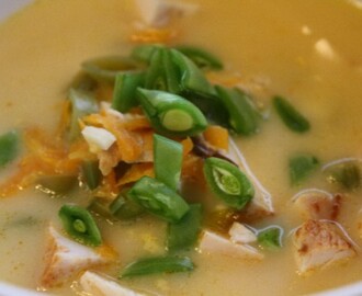 Kyllingsuppe med kokosmelk