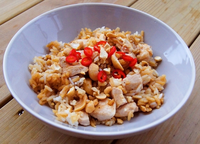 Middagstips: kylling med urtekrydder, soyasaus og cashewnøtter ♥
