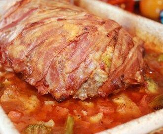 Nydelig, saftig meatloaf surret i bacon