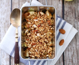 Healthy no bake apple crumble