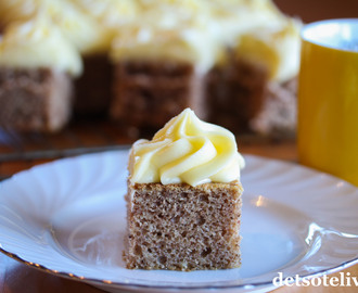 Krydderkake med appelsinkrem