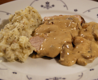 Helstekt svinefilet med kremet saus