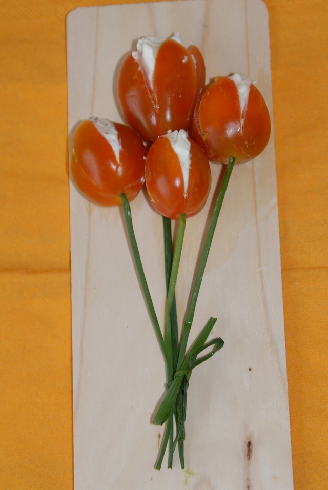 Påsketapas; Tomat tulipaner