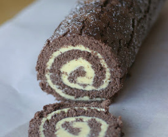 Sjokoladerullekake (Chocolate swiss roll)