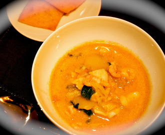 Asiatisk fiskesuppe