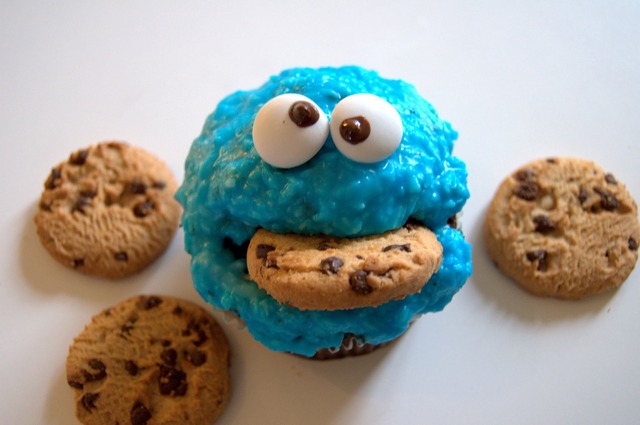 Cookie monster muffins