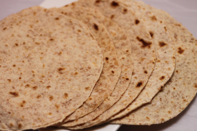 Hjemmelaget spelt-lomper/tortillas