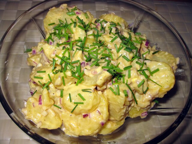Dansk gul potetsalat