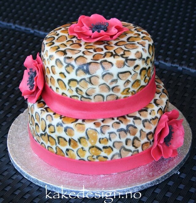 leopardmønstret kake