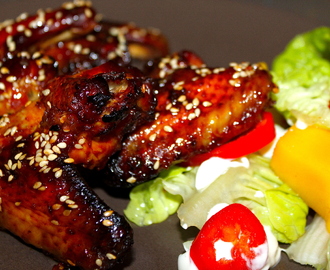 Smakfulle, sticky Teriyaki-Wings med sesamfrø