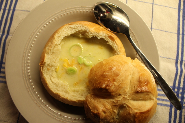 Suppebolle av brød