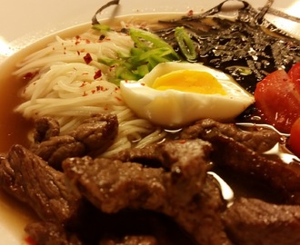 RAMEN - japansk kraftsuppe med masse umami.