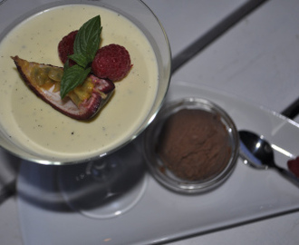 Pasjonfrukt panacotta