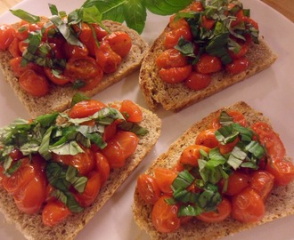 Bruschetta med ovnsbakte tomater