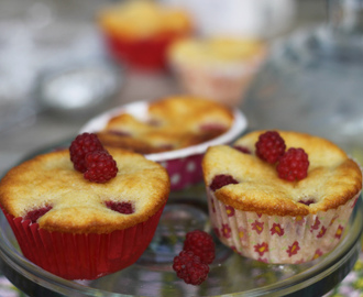 Florlette Cupcakes med bringebær og sitron.