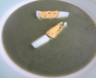 Vidunderlig supersunn ugress-suppe!