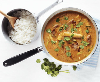 Thai pork and peanut curry.