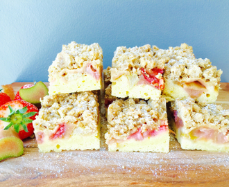 Rabarbra og jordbær crumble bars