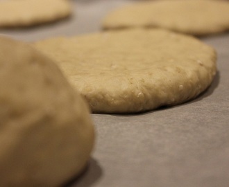 Hjemmelagd hamburgerbrød