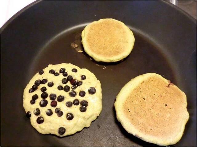 Lunsj: Blueberry pancakes