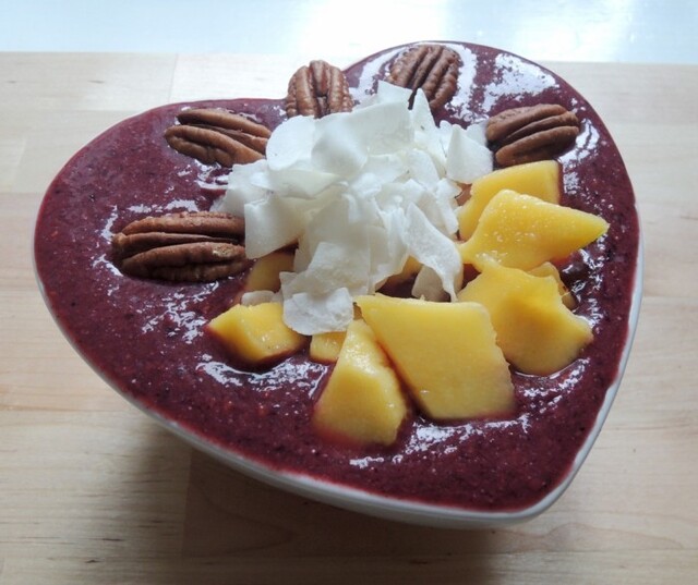 I JUST CANT STOP LOVING MY ACAI BOWL!