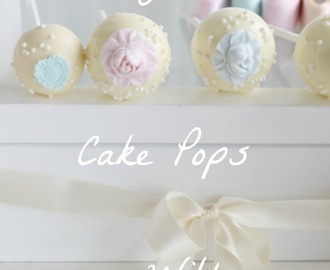 Vintage Vanilla Rose Cake Pops