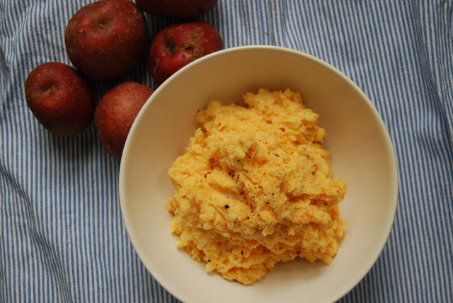 Smashing Mashed Potatoes: potetmos med søtpotet og crème fraîche