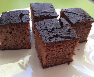 Enkel naturlig søtet paleo skuffekake – uten korn, gluten, melk og hvitt sukker