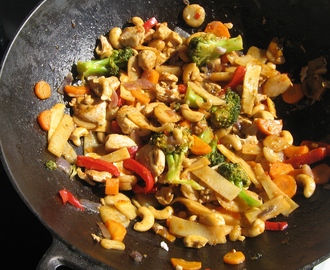 Wok med kylling og Cashew