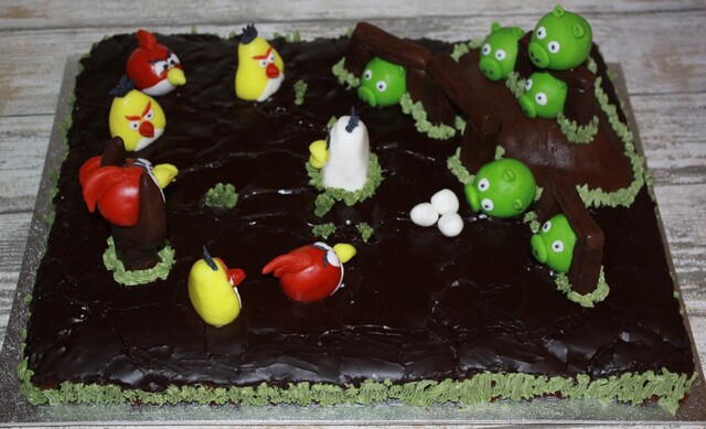 Sjokoladekake med Angry Birds