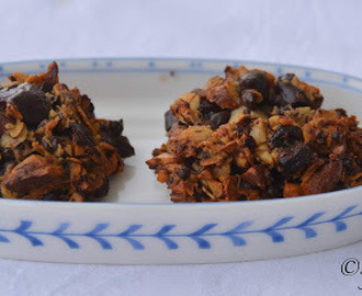 Glutenfrie cookies med nøtter og sjokolade