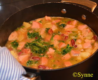 Italiensk bondesuppe med pecorino