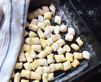 GNOCCHI MED SALVIESMØR OG PARMESAN