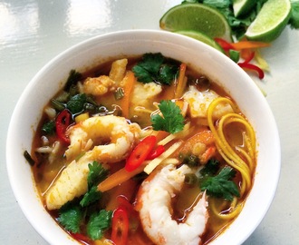 Tom Yum suppe med kreps og torsk