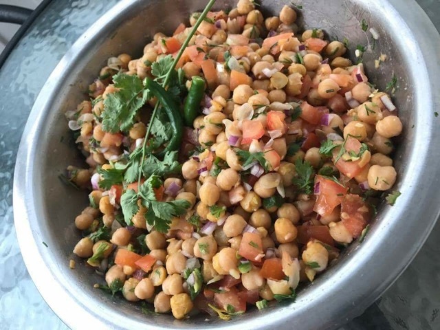 Chatpata chana – Sur og spicy Kikertsalat