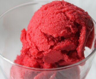 Bringebærsorbet