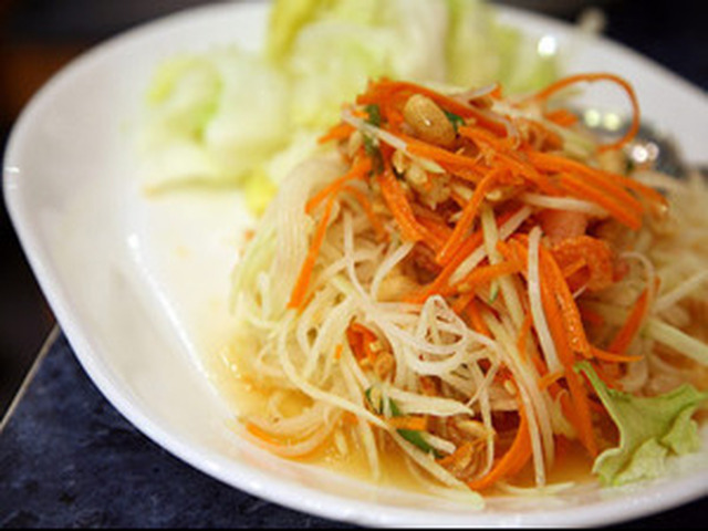 Thai salat i chili og tomater (Tam Papaya)