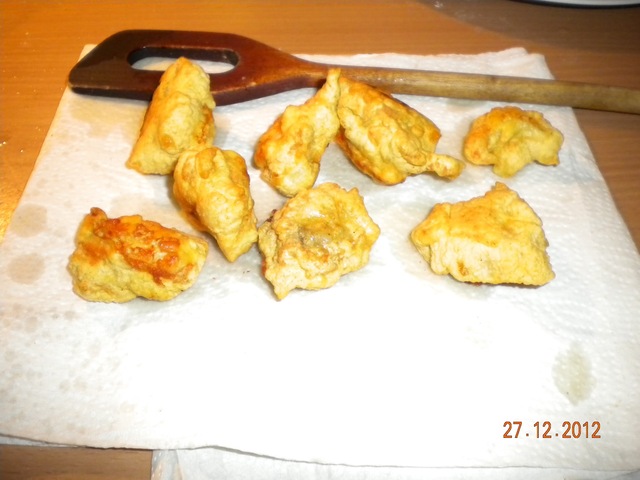 Frityrstekt kylling med saus (Yangnyeom tongdak)