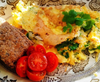 Dukan omelett m/ søtpotet og grønnkål
