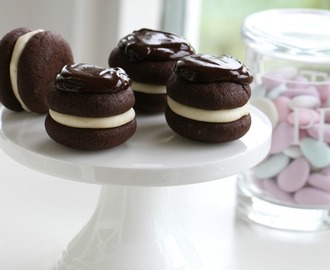 Peppermint Patties Whoopies