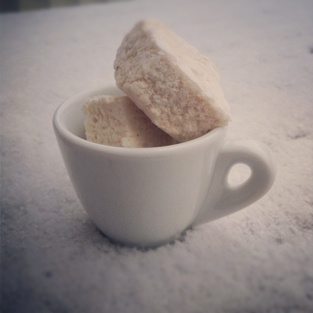 Hot chocolate mix & kanelmarshmallows
