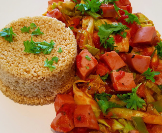 Pølsegryte med nykål ✿⊱╮Servert med couscous ✿⊱╮✿⊱╮