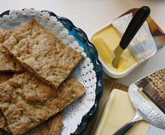 Myke brød med frø (lavkarbo polarbrød)