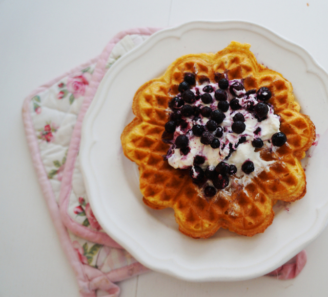 Lavkabo vafler med peanøttmel