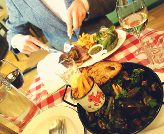 MOULES FRITES