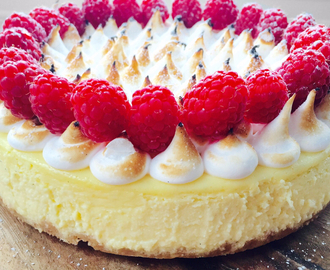 Lemon meringue cheesecake