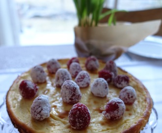 Lett ostekake med bær