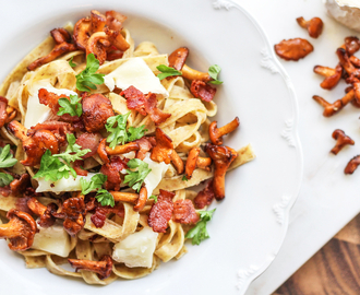 Pasta med kantarell og chevre