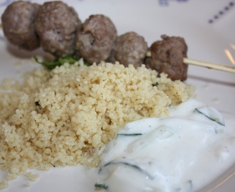 Greske lammeboller med tatziki og couscous