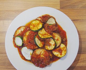 Moussaka med squash og aubergine